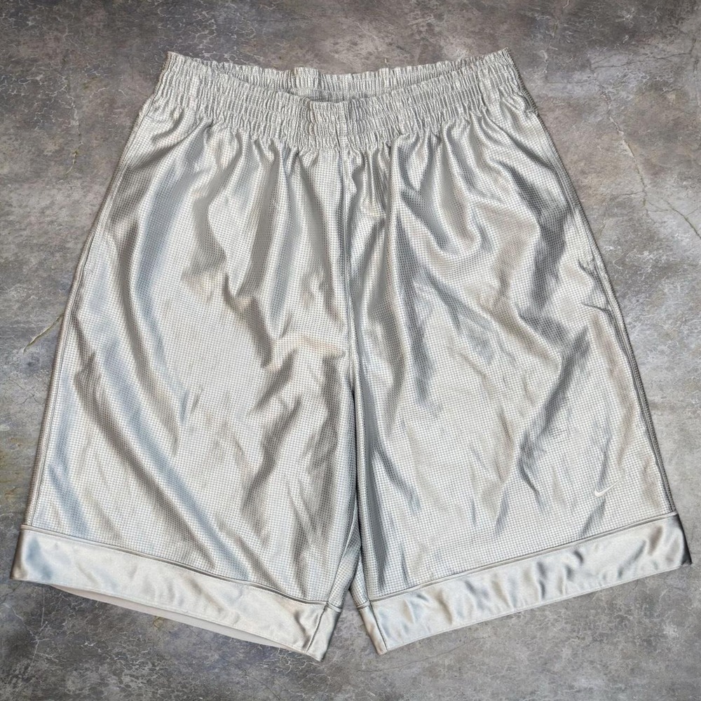 Vintage Nike Basketball Shiny Dazzle Grey Baggy Long Shorts Men's Size Large Y2K